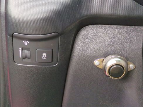 Used 2013 Kia Soul image 16