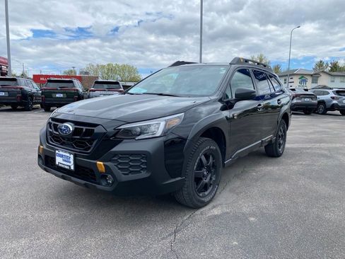 Certified 2025 Subaru Outback Wilderness AWD/4WD image 3