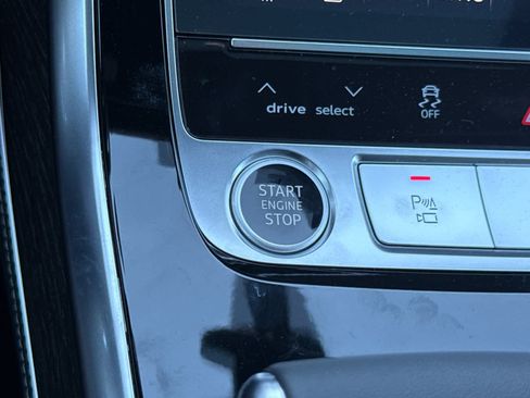 New 2026 Audi Q7 3.0T Premium Plus AWD/4WD image 24
