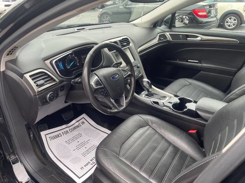 Used 2016 Ford Fusion SE w/ Equipment Group 202A FWD image 13