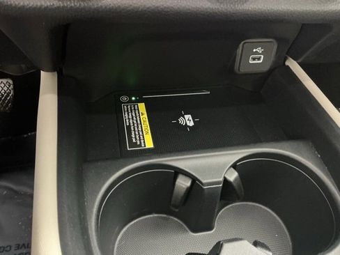 Certified 2024 Honda HR-V EX-L image 19