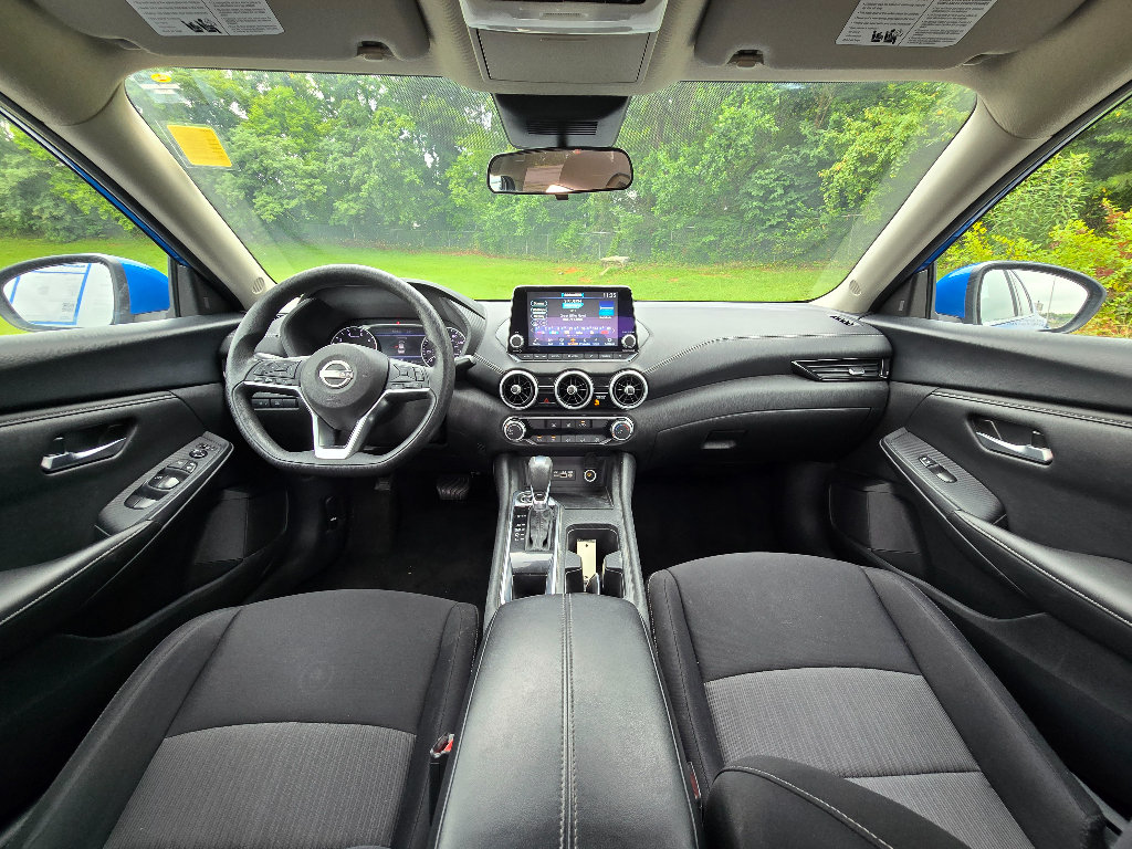 Used 2024 Nissan Sentra SV FWD image 15