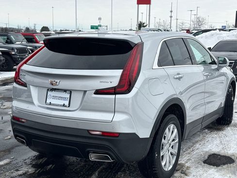 Used 2020 Cadillac XT4 Luxury image 3