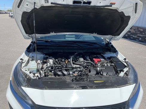 Used 2025 Nissan Altima 2.5 SV FWD image 24