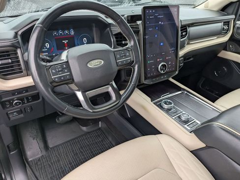 Used 2023 Ford Expedition Max Platinum image 10