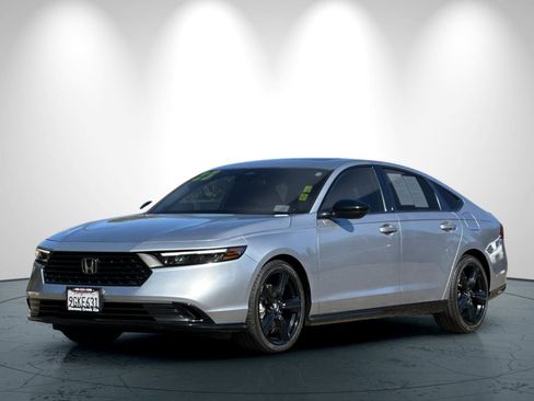 Used 2023 Honda Accord Sport image 8