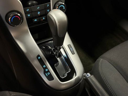 Used 2016 Chevrolet Cruze LT FWD image 30