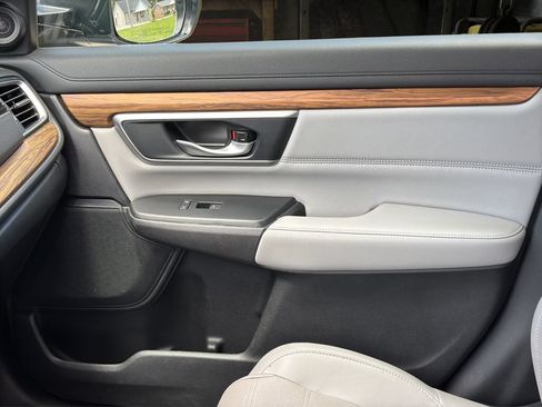 Used 2019 Honda CR-V EX-L image 11