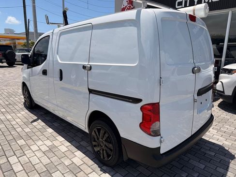 Used 2020 Nissan NV200 S FWD image 5