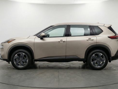 Used 2025 Nissan Rogue SV AWD/4WD image 5