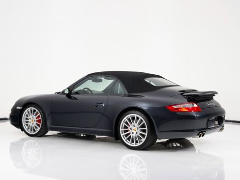 Used 2006 Porsche 911 Carrera S image 6