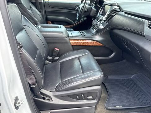 Used 2017 Chevrolet Tahoe Premier AWD/4WD image 13