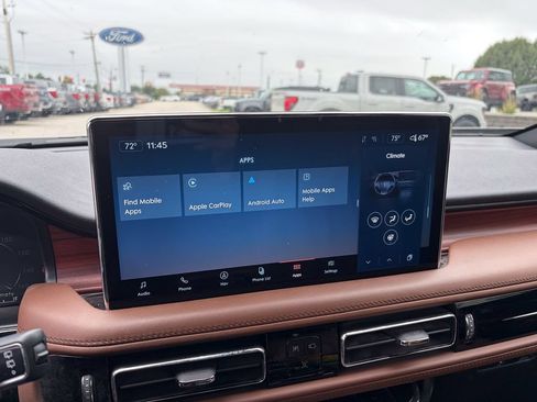 Used 2023 Lincoln Nautilus Reserve w/ Luxury Package AWD/4WD image 21