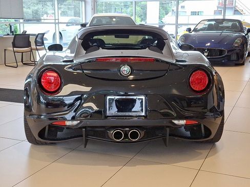 Used 2018 Alfa Romeo 4C Spider w/ Spider Track Package 3 image 5
