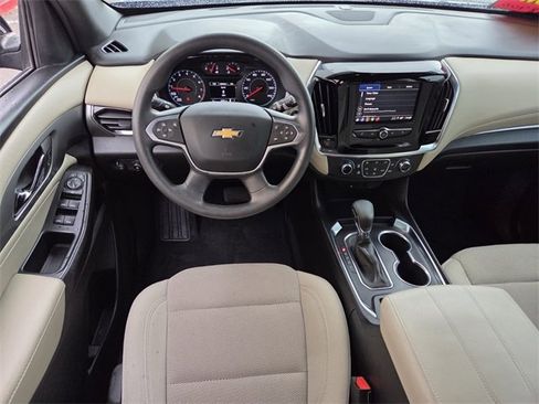 Certified 2022 Chevrolet Traverse LS image 12