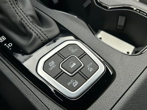 New 2026 Nissan Frontier SV w/ SV Convenience Package image 40