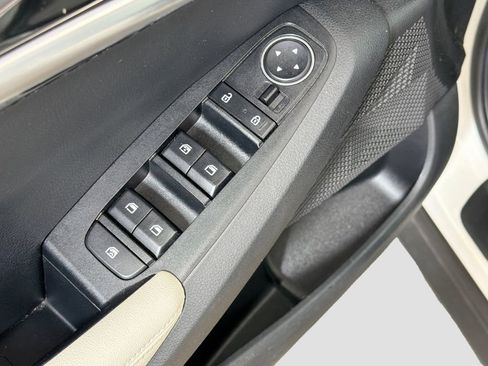 Used 2021 Kia Seltos EX AWD/4WD image 19
