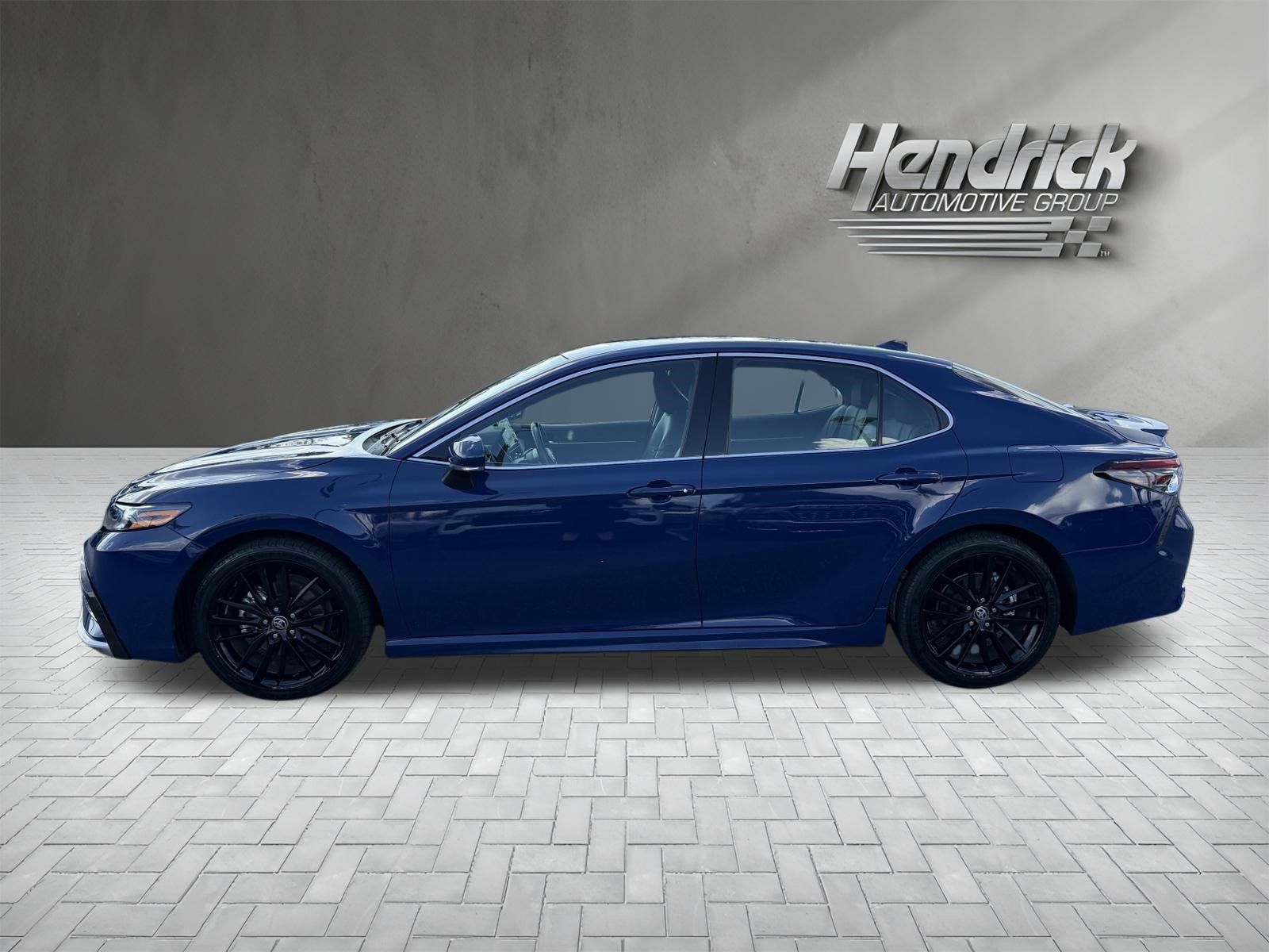 Used 2023 Toyota Camry XSE FWD image 7