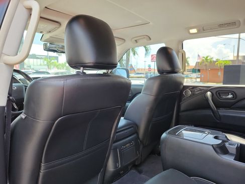 Used 2020 INFINITI QX80 Luxe w/ Proassist Package RWD image 13