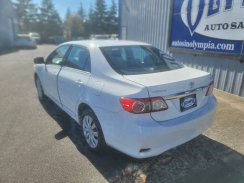 Used 2013 Toyota Corolla LE FWD image 16