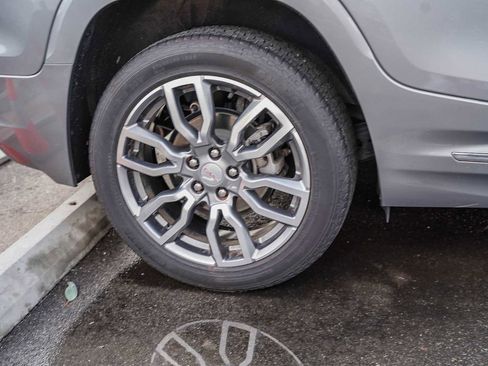 Used 2024 GMC Terrain Denali image 10