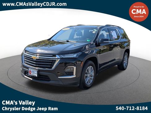 Used 2022 Chevrolet Traverse LT FWD image 1