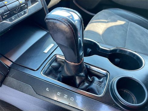 Used 2017 Ford Explorer XLT w/ Equipment Group 202A image 16