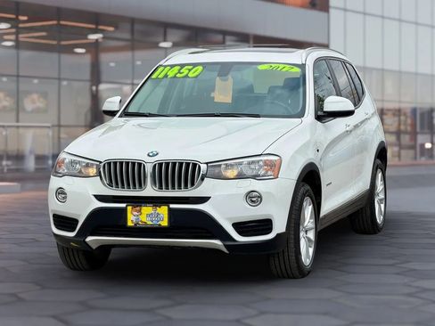 Used 2017 BMW X3 xDrive28i image 2