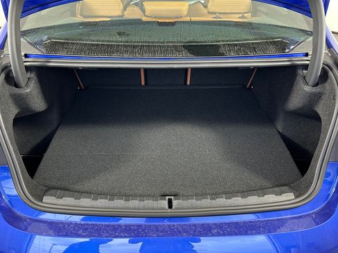 Used 2026 BMW 330i Sedan w/ M Sport Package image 29