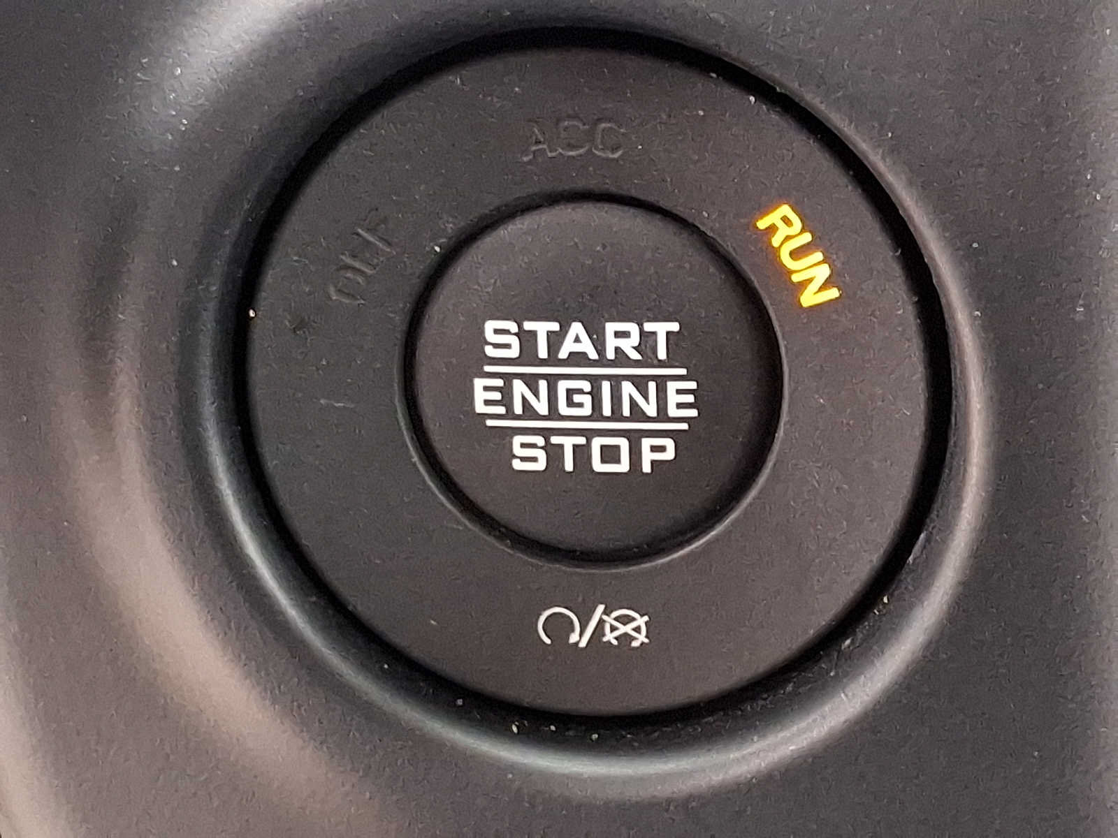 Used 2020 Jeep Wrangler Unlimited Sahara AWD/4WD image 23