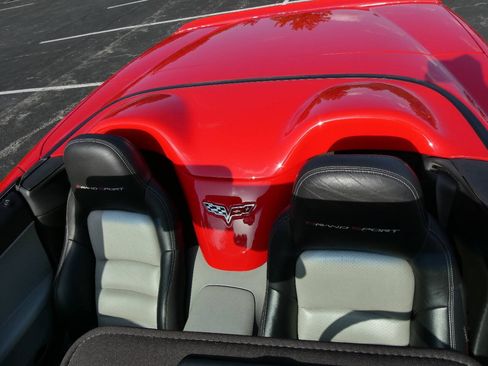 Used 2010 Chevrolet Corvette Grand Sport w/ Preferred Equipment Group RWD image 40