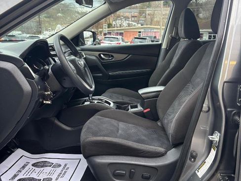 Used 2015 Nissan Rogue SV image 13