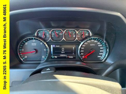 Used 2018 Chevrolet Silverado 1500 LT w/ All Star Edition AWD/4WD image 34