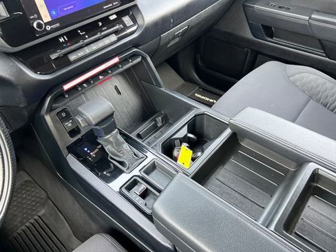 Used 2022 Toyota Tundra SR image 25