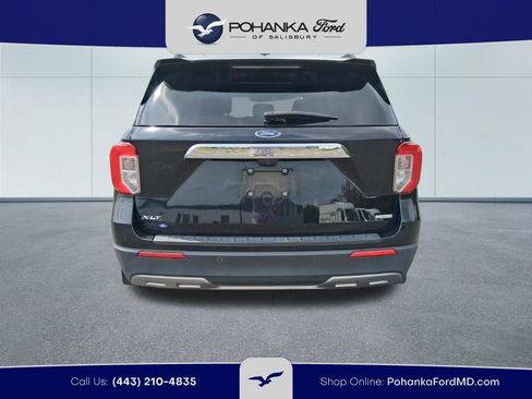 Used 2020 Ford Explorer XLT w/ Equipment Group 202A RWD image 6