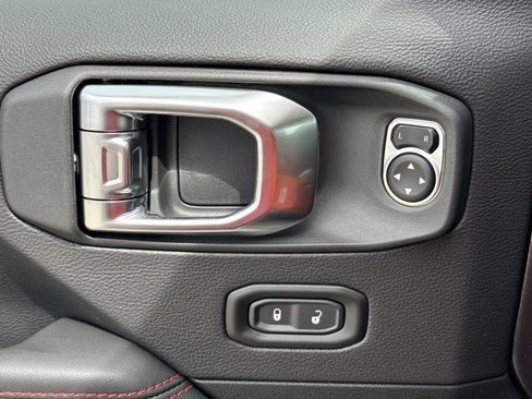 New 2026 Jeep Wrangler Unlimited Rubicon image 18