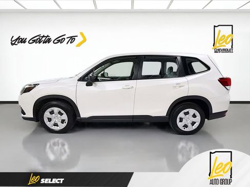Used 2022 Subaru Forester AWD/4WD image 8