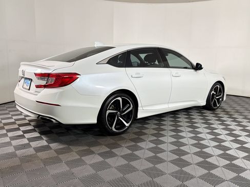 Used 2019 Honda Accord Sport image 7