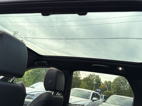 Used 2023 Land Rover Discovery Sport S R-Dynamic image 26