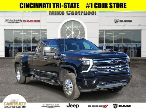 Used 2024 Chevrolet Silverado 3500 High Country w/ High Country Premium Package image 1