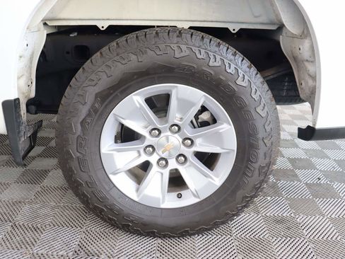 Used 2026 Chevrolet Silverado 1500 W/T image 15