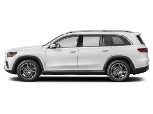Used 2026 Mercedes-Benz GLS 450 4MATIC image 3