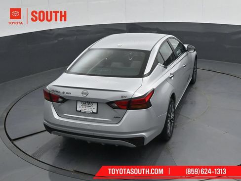 Used 2024 Nissan Altima 2.5 SV AWD/4WD image 40
