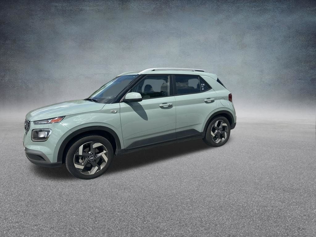 Used 2025 Hyundai Venue SEL FWD image 7