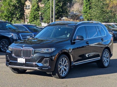 Used 2020 BMW X7 xDrive40i w/ Cold Weather Package image 9