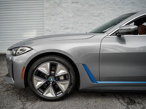Used 2023 BMW i4 eDrive35 RWD image 10