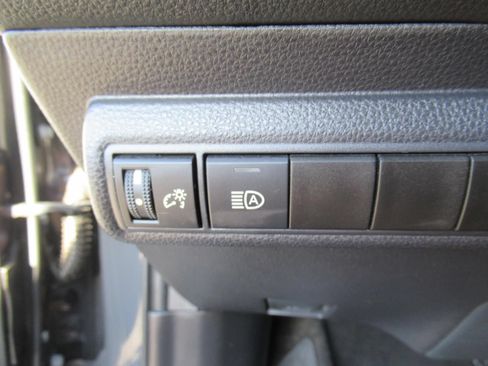 Used 2025 Toyota Corolla LE FWD image 19