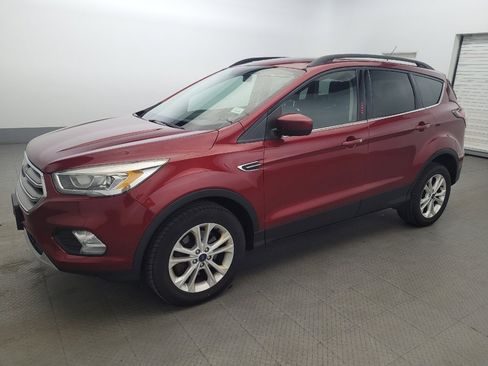 Used 2017 Ford Escape SE w/ SE Leather Comfort Package AWD/4WD image 2