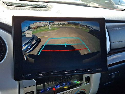 Used 2016 Toyota Tundra Limited w/ Limited Premium Package AWD/4WD image 17