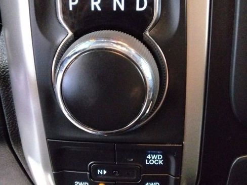 Used 2019 RAM 1500 Classic Warlock image 14